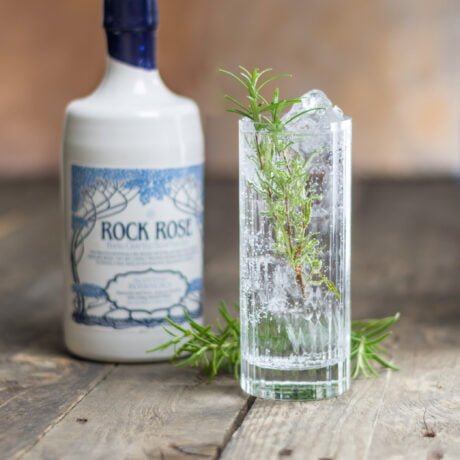 rock-rose-with-rosemary