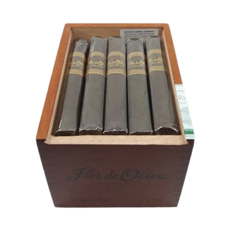 Flor De Oliva_MAduro_Robusto 1