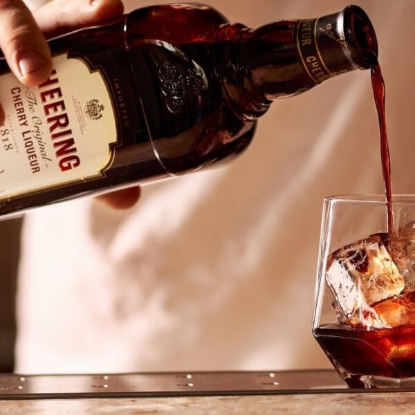 Licor cherry heering 1