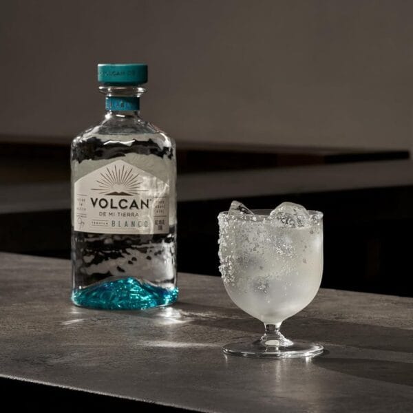 Tequila Volcan de mi tierra Blanco 7