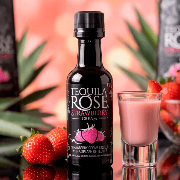 Tequila Rose Strawberry Cream 50ml 1